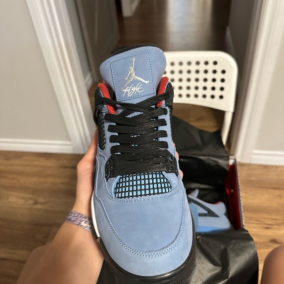 Air Jordan 4 Travis Scott - Picture 3 of 13